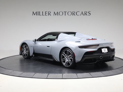 Used 2023 Maserati MC20 Spyder image 16