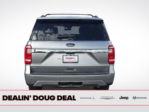Used 2020 Ford Expedition XLT w/ Equipment Group 202A image 5
