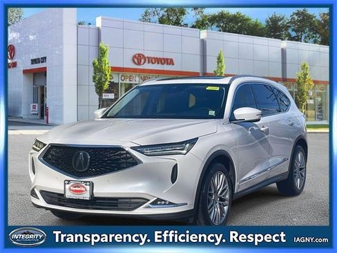 Used 2023 Acura MDX SH-AWD w/ Advance Package image 4