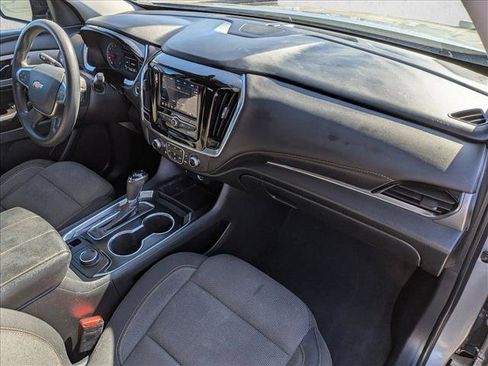 Used 2020 Chevrolet Traverse LS FWD image 27