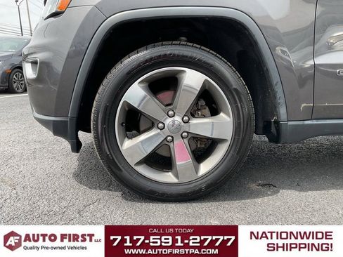 Used 2017 Jeep Grand Cherokee Limited AWD/4WD image 6