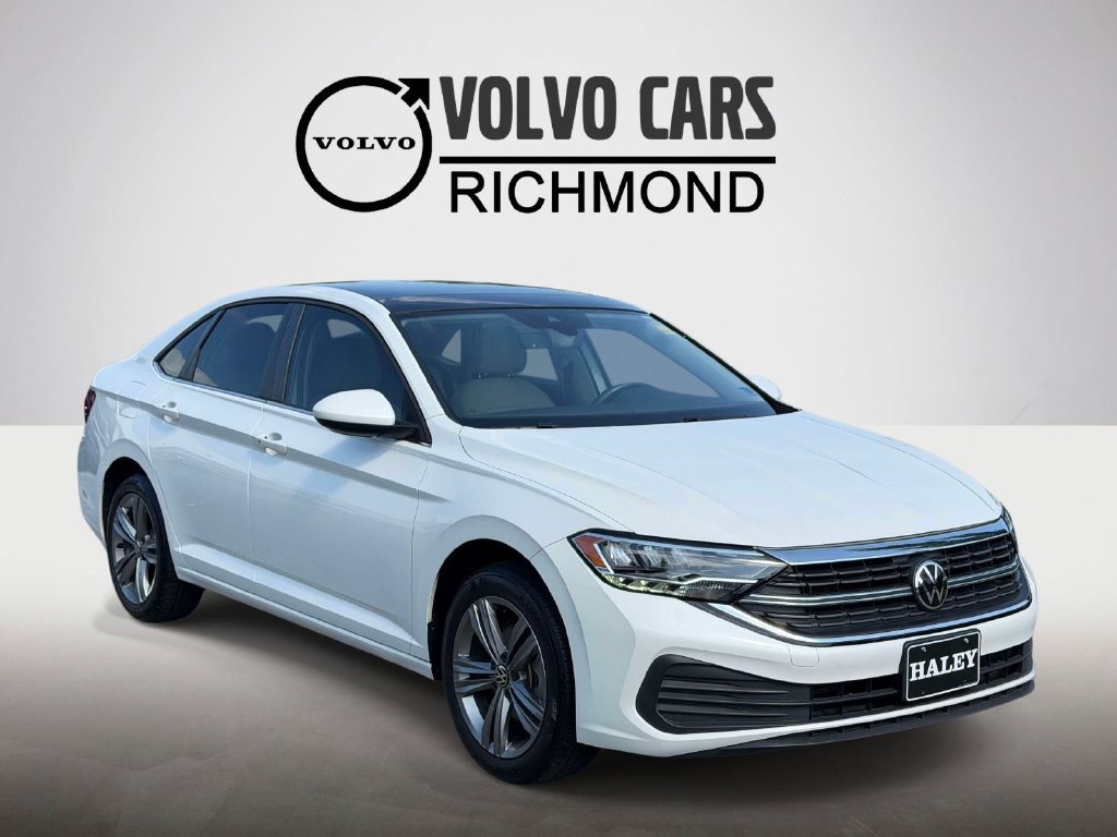 Used 2024 Volkswagen Jetta SE w/ Panoramic Sunroof Package FWD image 1