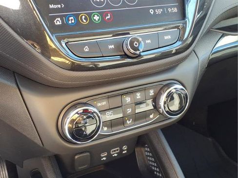 Used 2021 Chevrolet TrailBlazer LT w/ Convenience Package image 14