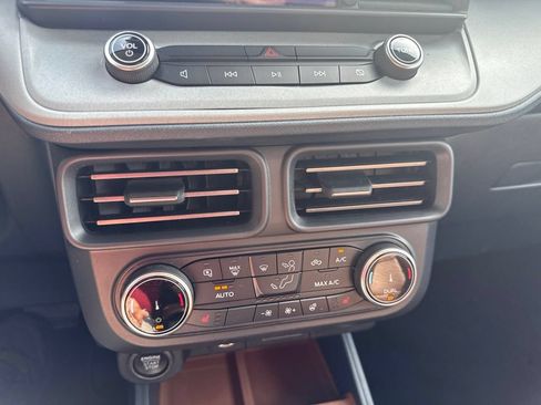 Used 2022 Ford Maverick Lariat w/ Lariat Luxury Package AWD/4WD image 22