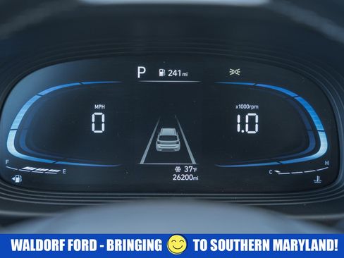 Used 2024 Hyundai Venue SEL image 41