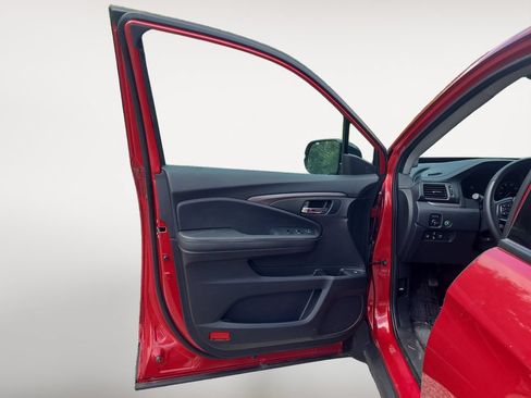 Used 2024 Honda Ridgeline Sport image 24