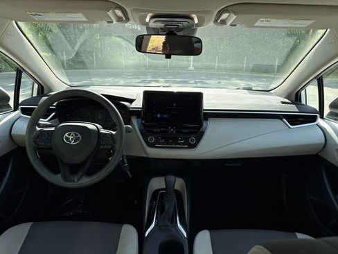 Used 2023 Toyota Corolla LE FWD image 16