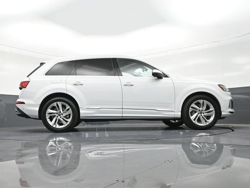 Used 2023 Audi Q7 3.0T Prestige AWD/4WD image 28
