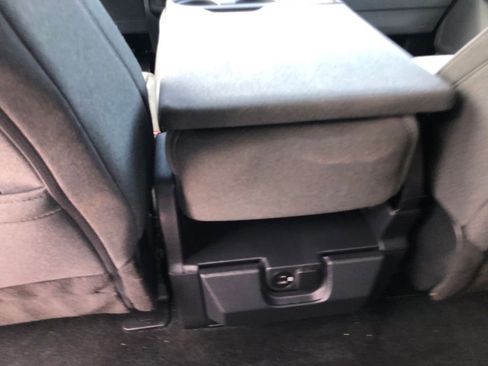 Used 2023 Ford F150 XLT image 34