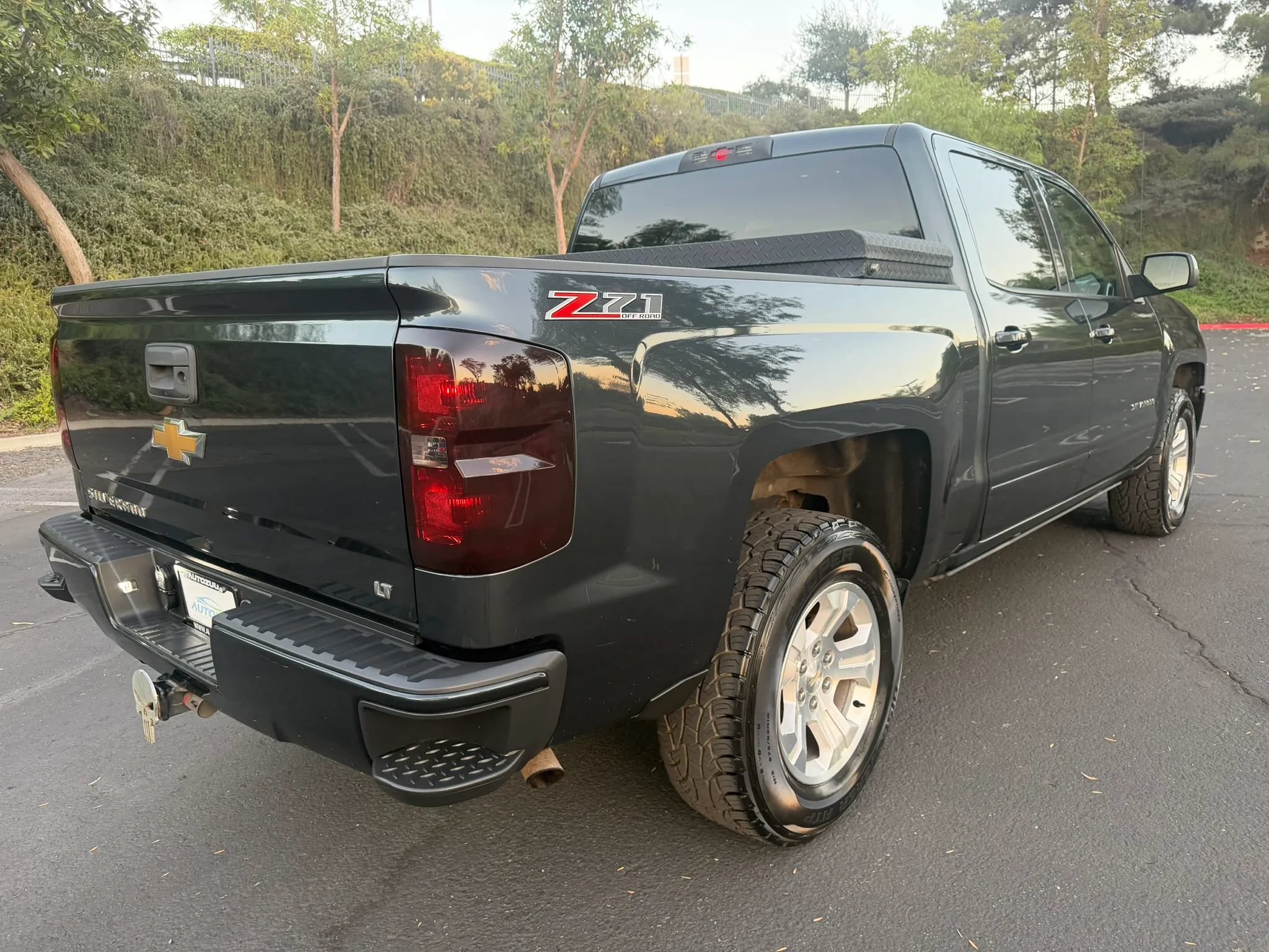 Used 2017 Chevrolet Silverado 1500 LT w/ All Star Edition AWD/4WD image 5