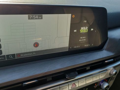 Used 2023 Kia Telluride EX X-Line image 19