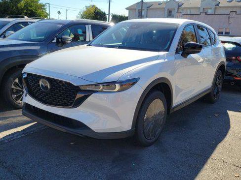 Used 2025 MAZDA CX-70 Plug-In Hybrid w/ Premium Pkg image 5