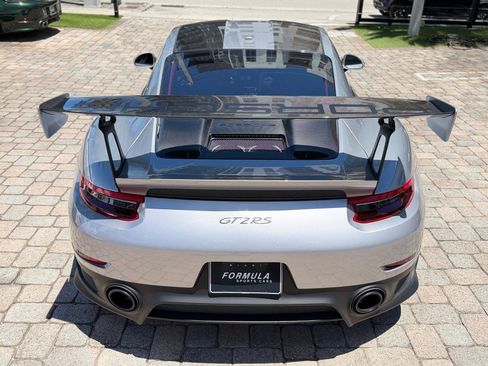 Used 2018 Porsche 911 GT2 RS RWD image 18