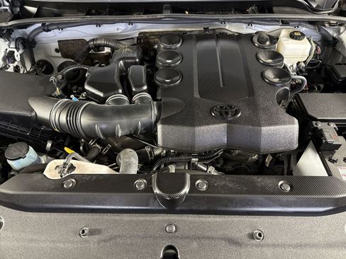 Used 2024 Toyota 4Runner TRD Off-Road image 26