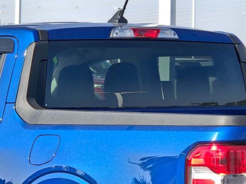 Used 2023 Ford Maverick XLT image 14