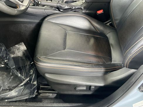 Used 2023 Subaru Crosstrek 2.5i Limited w/ Moonroof Package image 18