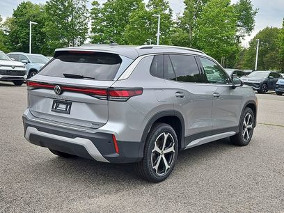 New 2026 Volkswagen Tiguan SE