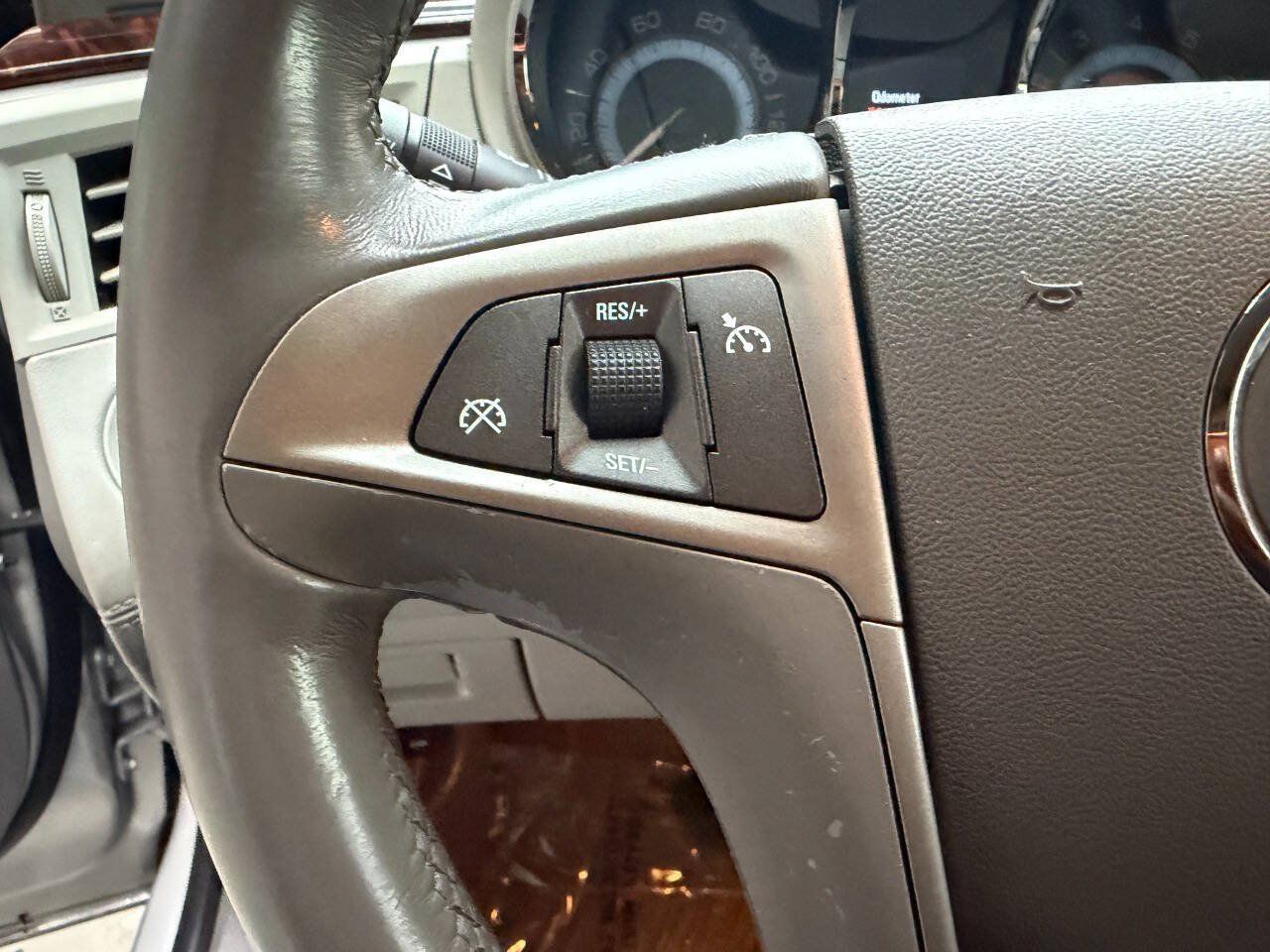 Used 2013 Buick LaCrosse FWD image 23