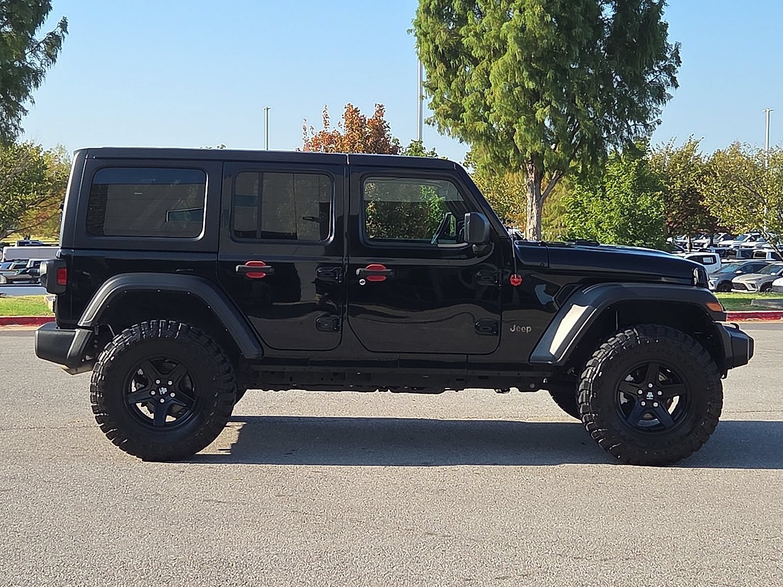 Used 2022 Jeep Wrangler Unlimited Sport AWD/4WD image 6