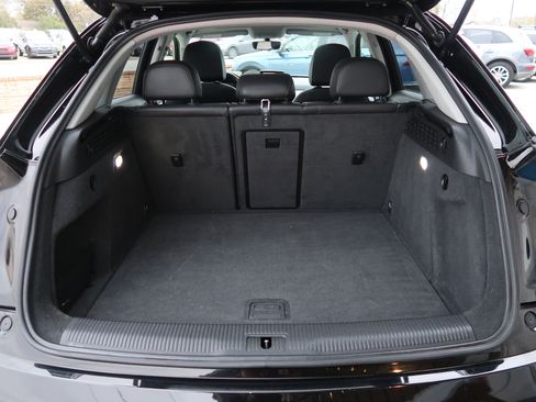 Used 2017 Audi Q3 2.0T Premium image 34