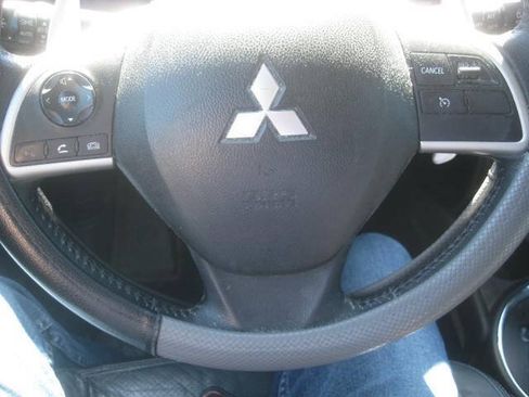 Used 2015 Mitsubishi Outlander Sport SE AWD/4WD image 23
