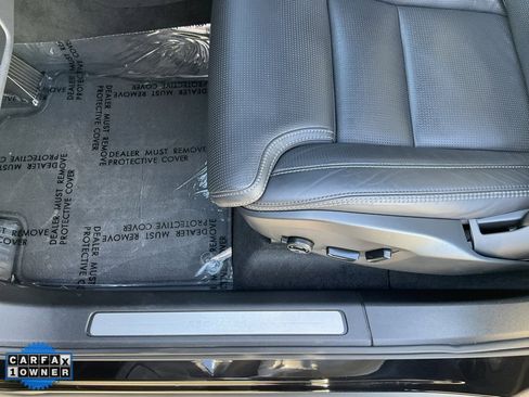 Used 2024 Volvo XC60 T8 Ultimate w/ Protection Package Premier image 16