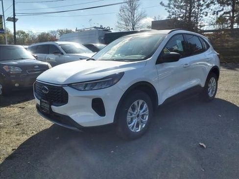 New 2025 Ford Escape Active w/ Cold Weather Package image 3