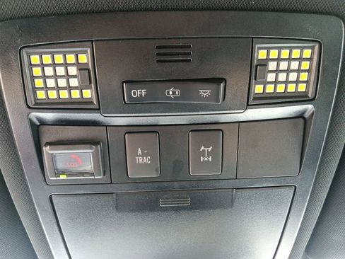Used 2021 Toyota Tacoma TRD Off-Road w/ Technology Package AWD/4WD image 24