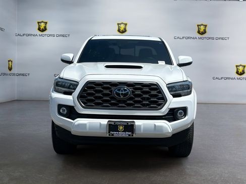 Used 2022 Toyota Tacoma TRD Sport w/ TRD Premium Sport Package RWD image 8