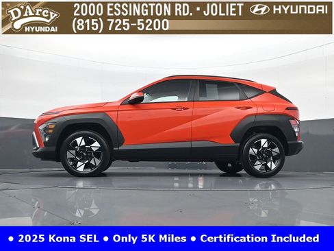 Certified 2025 Hyundai Kona SEL image 28