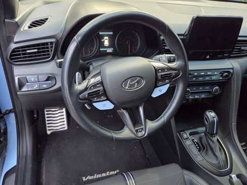 Used 2021 Hyundai Veloster N image 7