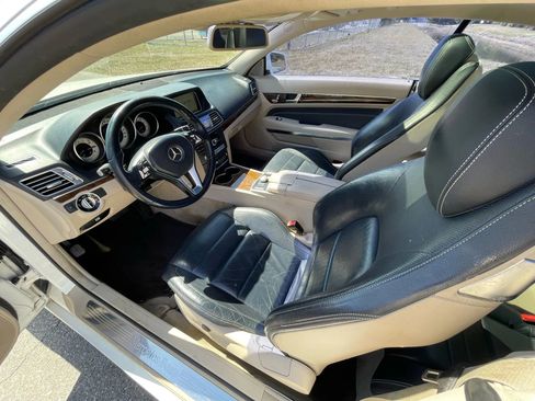 Used 2015 Mercedes-Benz E 400 E 400 Coupe 2D image 16
