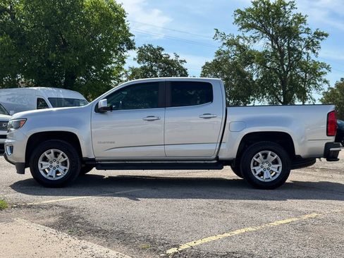 Used 2017 Chevrolet Colorado LT w/ LT Convenience Package RWD image 3