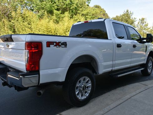 Used 2022 Ford F250 XL w/ STX Appearance Package AWD/4WD image 3