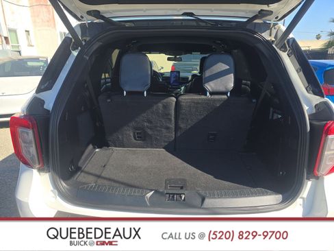 Used 2020 Ford Explorer ST w/ Premium Technology Package image 17