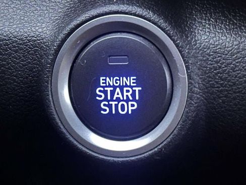 Used 2023 Hyundai Kona SEL image 30