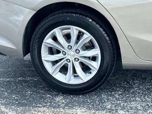 Used 2024 Chevrolet Malibu LT FWD image 5