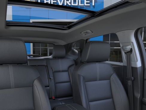 New 2026 Chevrolet Blazer LT w/ Sound & Technology Package AWD/4WD image 24