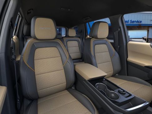 New 2026 Chevrolet Equinox ACTIV w/ Convenience Package III image 17