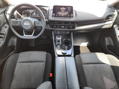 Used 2024 Nissan Rogue SV AWD/4WD image 28