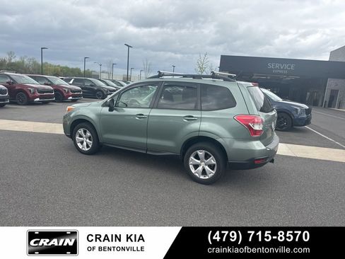 Used 2015 Subaru Forester 2.5i Premium image 12
