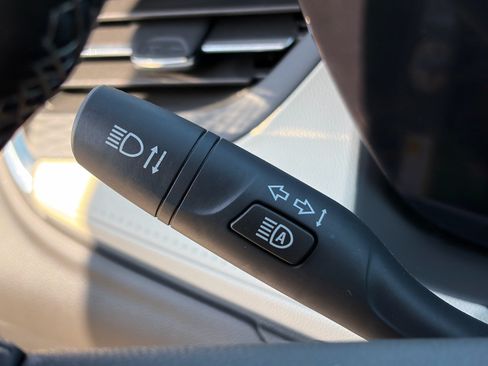 Used 2025 Buick Encore GX Preferred w/ Advanced Technology Package FWD image 16