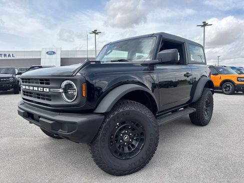 New 2026 Ford Bronco 2-Door image 8