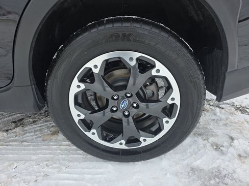 Used 2022 Subaru Crosstrek 2.0i Premium image 32