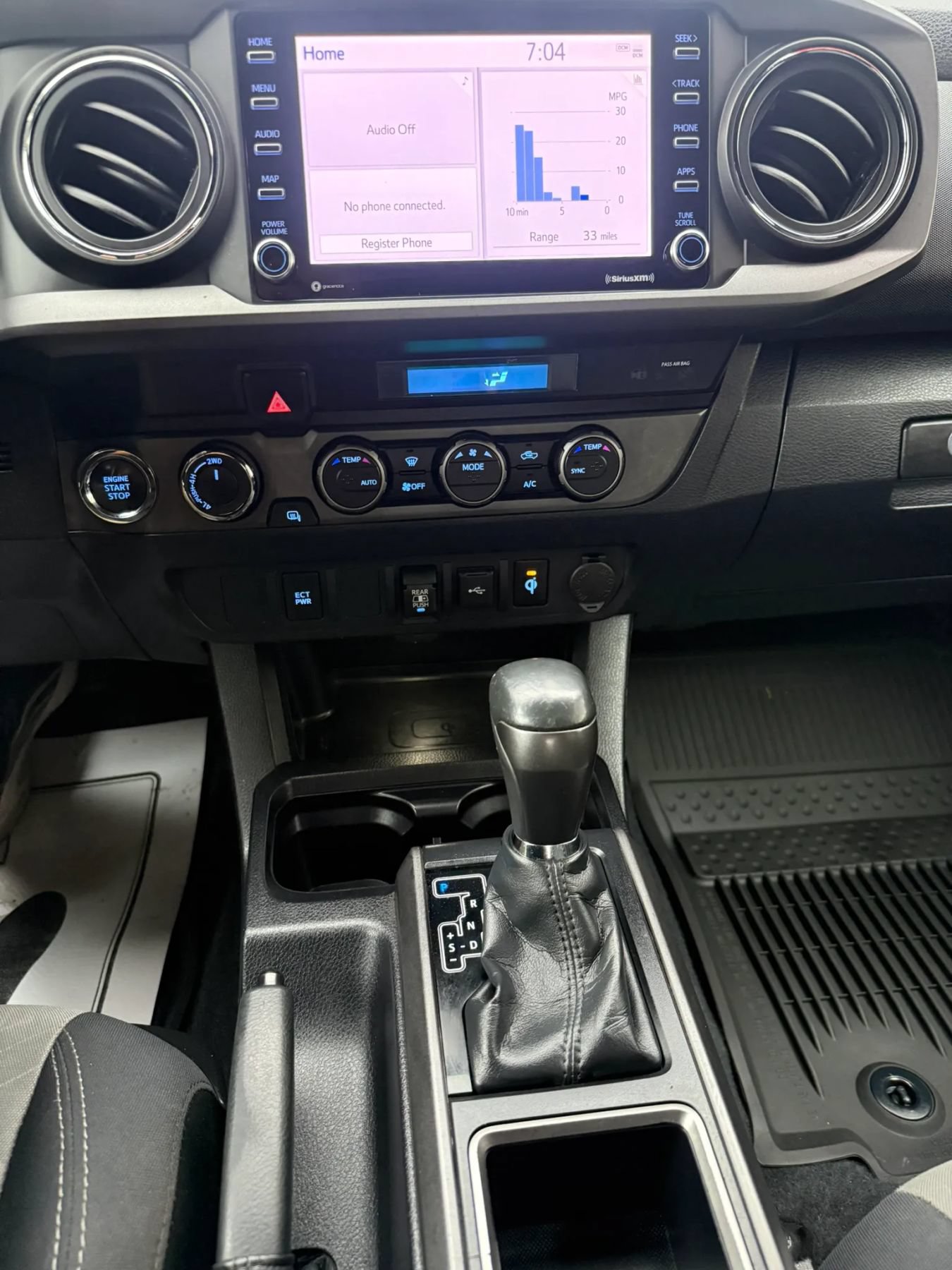 Used 2022 Toyota Tacoma TRD Off-Road AWD/4WD image 19