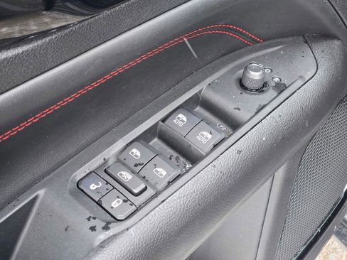 Used 2022 Jeep Compass Trailhawk w/ Trailhawk Convenience Group image 29