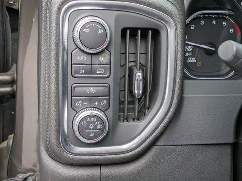 Used 2019 GMC Sierra 1500 SLE w/ Preferred Package AWD/4WD image 13