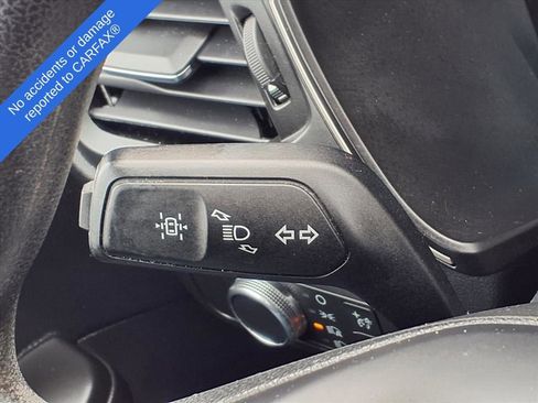 Used 2020 Ford Escape SE image 31