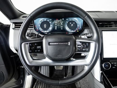 Used 2023 Land Rover Range Rover SE image 9