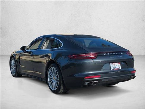 Used 2017 Porsche Panamera Turbo image 3
